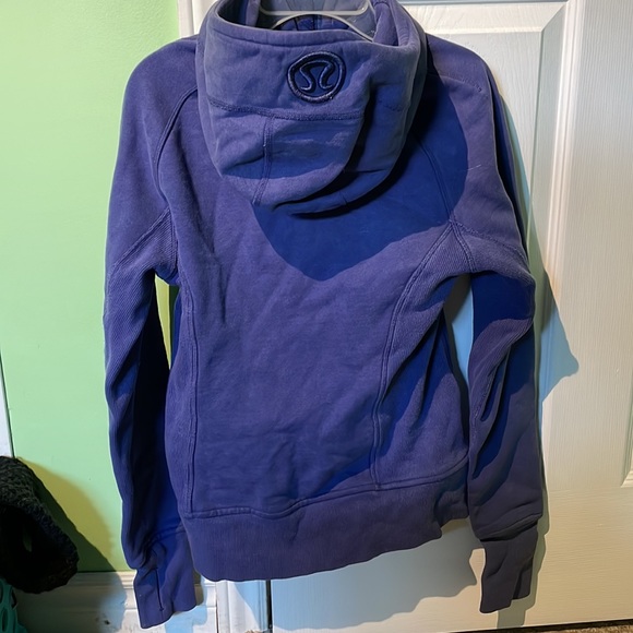 LULULEMON scuba hoodie size 2 purple - Picture 3 of 3